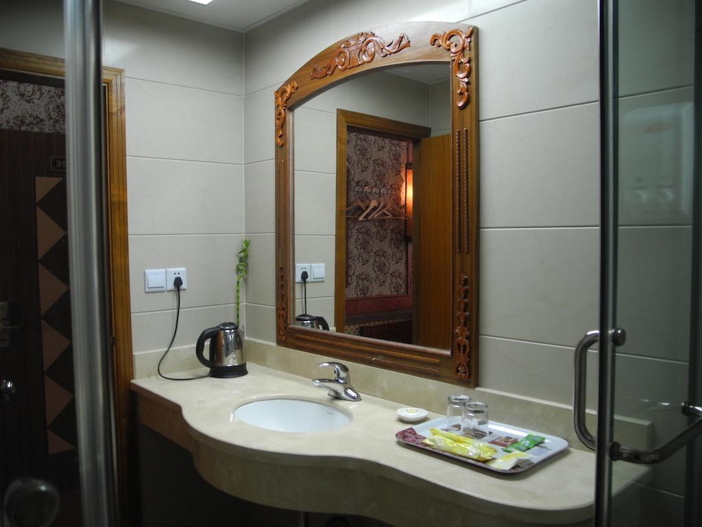 Hotel Lianbang 2*